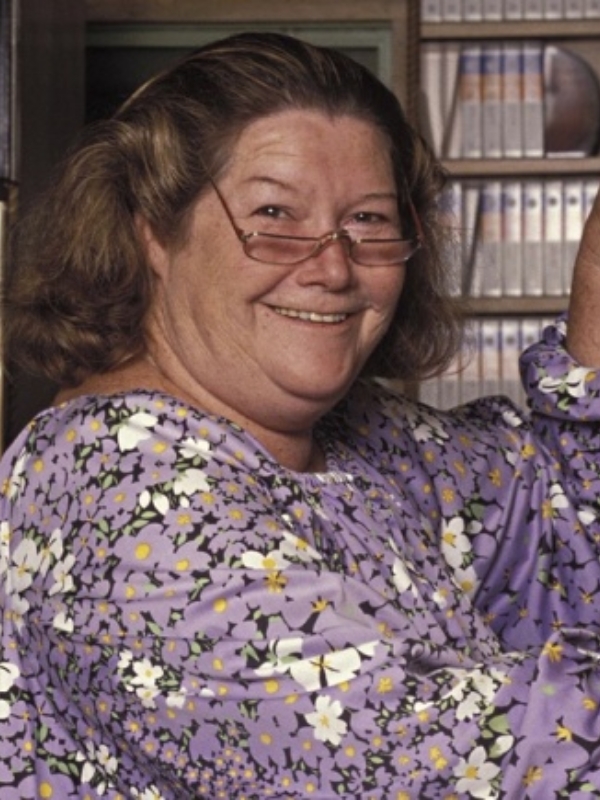 Tác giả Colleen Mccullough