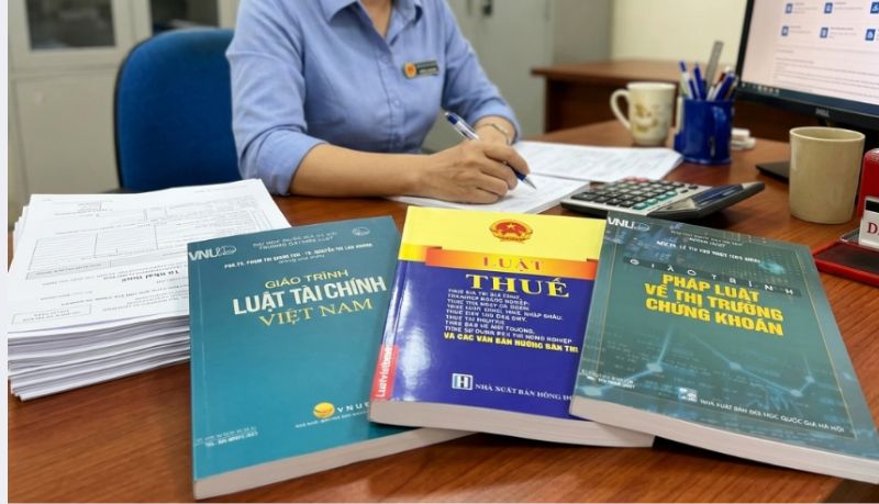 Luật tài chính giúp bạn nắm vững kiến thức và áp dụng thực tế