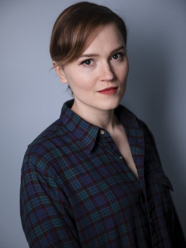 T&aacute;c giả Veronica Roth