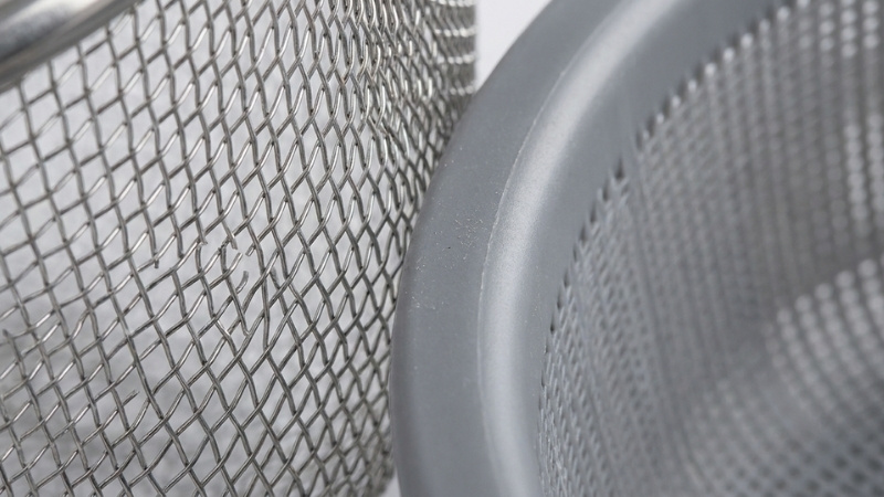 Chất liệu nhựa PP nguy&ecirc;n sinh v&agrave; lưới inox bền bỉ của c&aacute;c d&ograve;ng rổ đựng thực phẩm cao cấp
