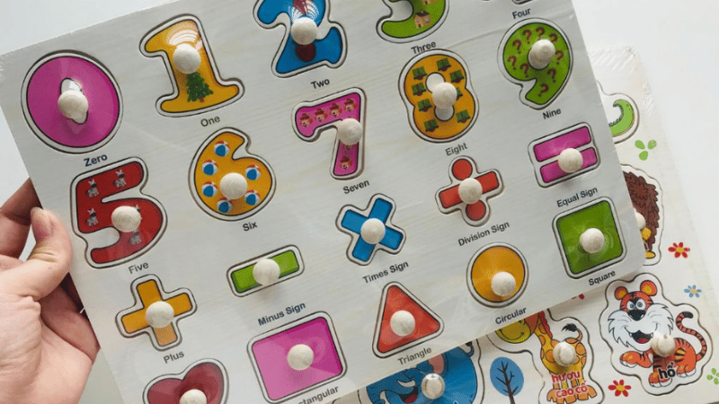 Tranh gh&eacute;p gỗ học chữ số v&agrave; h&igrave;nh học cho trẻ nhỏ