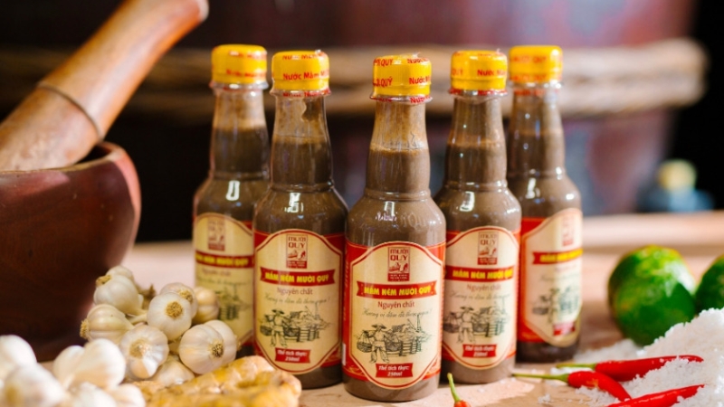 Mắm n&ecirc;m được l&agrave;m từ c&aacute; ướp muối l&ecirc;n men