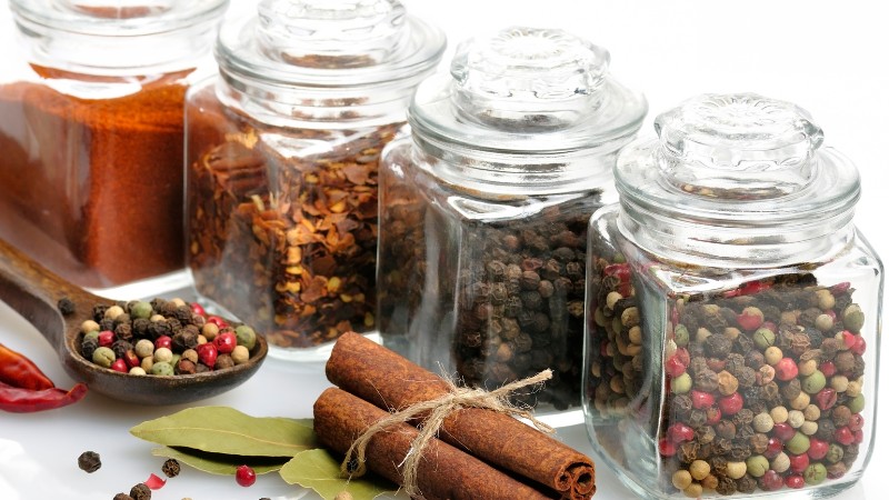 Gợi ý chọn hũ đựng gia vị thủy tinh tiện lợi và sắp xếp gọn gàng