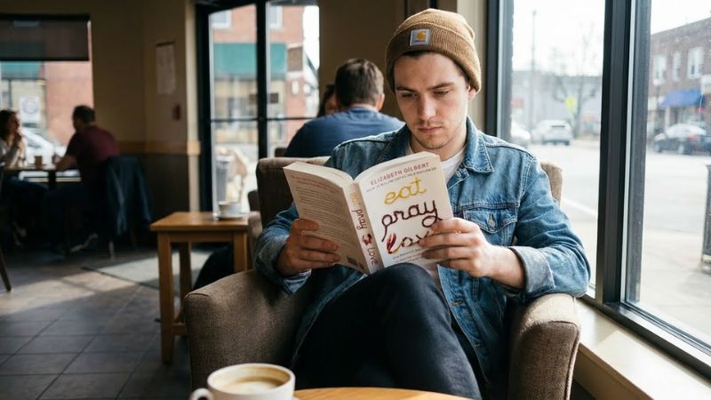 Mỗi loại s&aacute;ch Autobiography & Memoirs ph&ugrave; hợp với đối tượng đọc nhất định