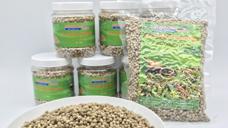 Hạt ti&ecirc;u chất lượng cao, mang đến hương vị cay nhẹ đặc trưng