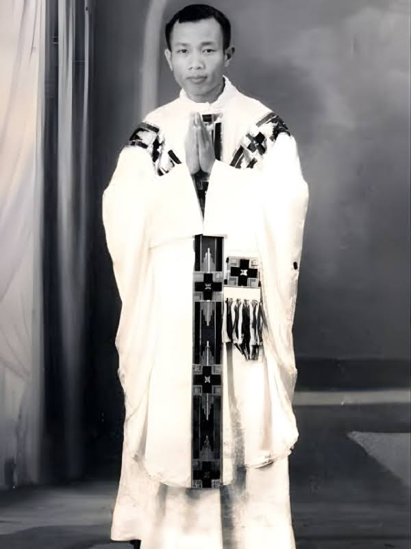 Linh mục Nguyễn Thế Thuấn