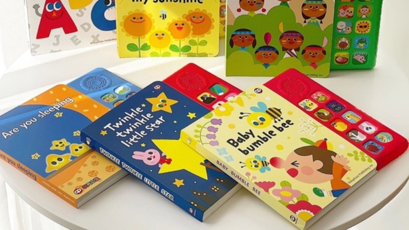 Music Books giúp bạn hiểu rõ nốt nhạc, hợp âm và cách chơi nhạc cụ