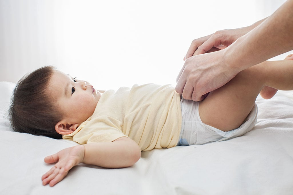 Hướng dẫn sử dụng tã dán Huggies