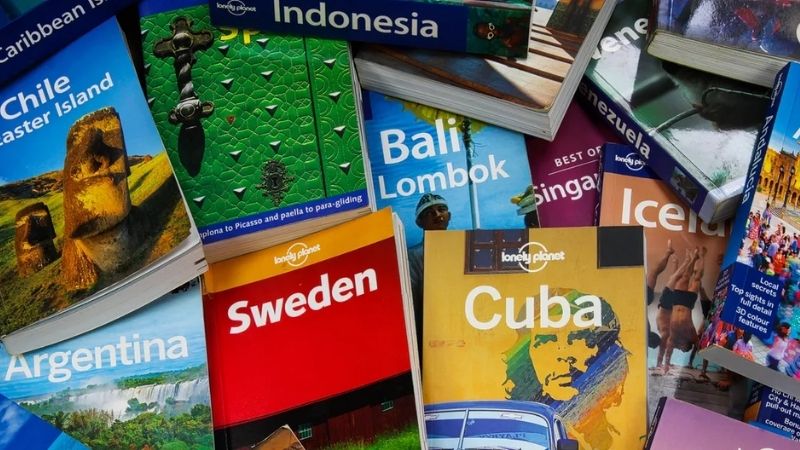 T&ugrave;y nhu cầu, chọn s&aacute;ch điểm đến để xem chi tiết hoặc combo để tiết kiệm v&agrave; đi nhiều nơi