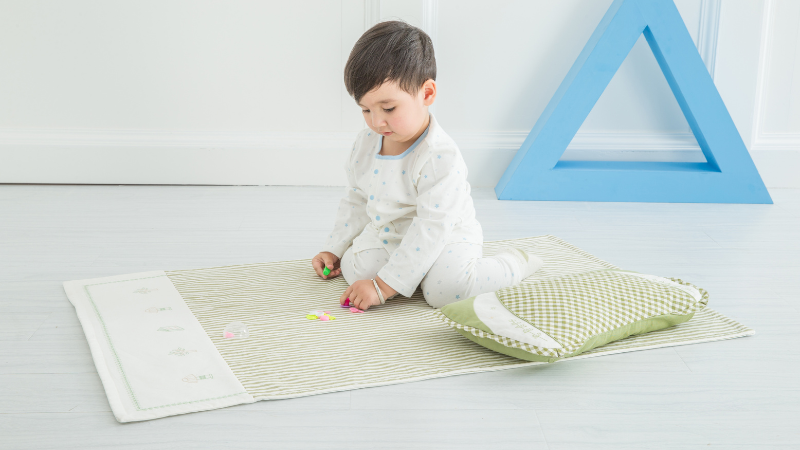 Thảm nằm chơi hỗ trợ b&eacute; tập lẫy tập b&ograve;