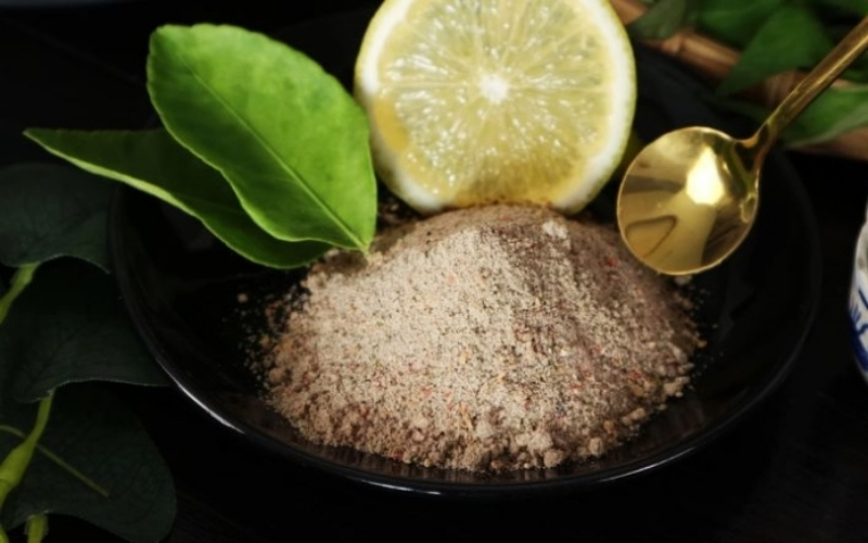 Muối ti&ecirc;u l&agrave; gia vị kh&ocirc;ng thể thiếu trong c&aacute;c m&oacute;n chấm của người Việt Nam