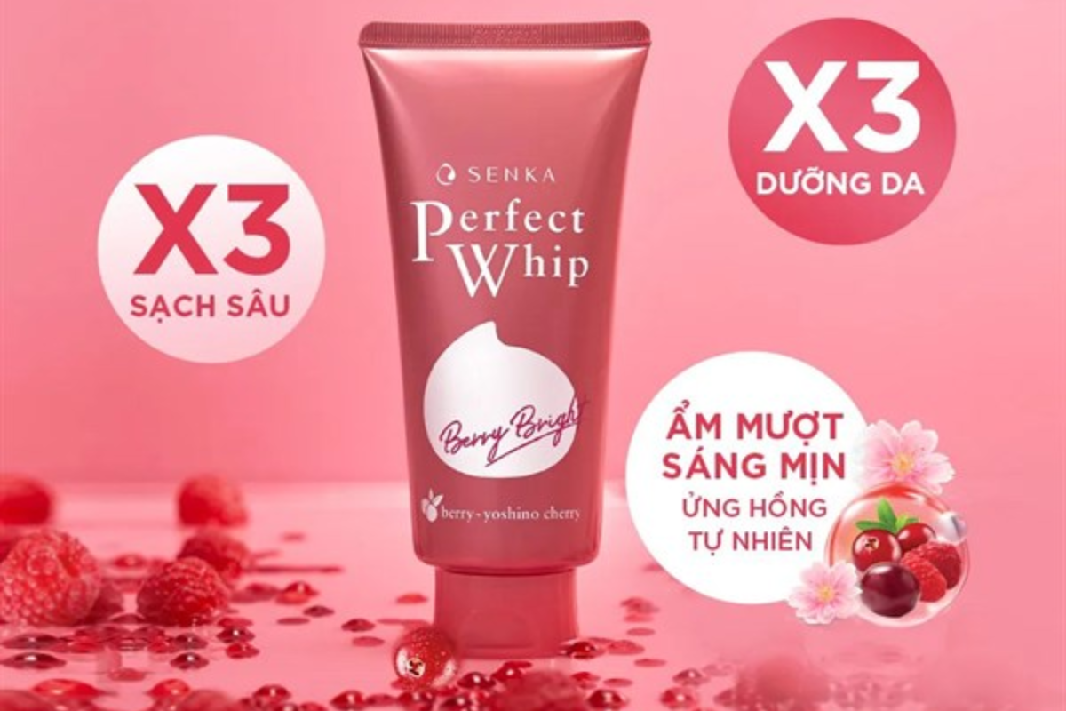 Sữa rửa mặt Senka Perfect Whip Berry Bright