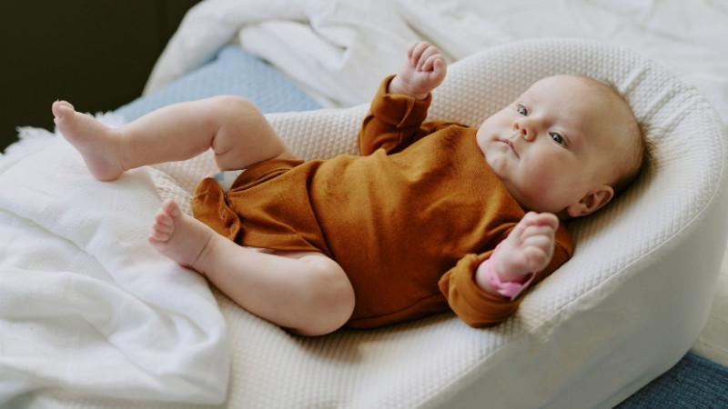 Chọn đệm, l&oacute;t chống thấm cho b&eacute; theo nhu cầu như l&oacute;t nhỏ tiện lợi, ga lớn bảo vệ nệm, đệm m&aacute;t m&ugrave;a h&egrave;