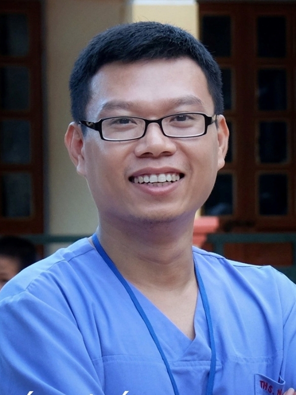 BS. Ng&ocirc; Đức H&ugrave;ng