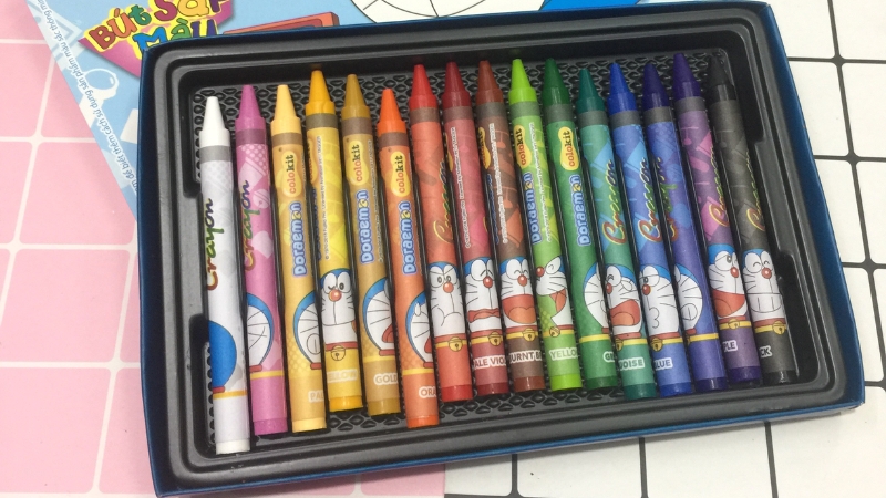 Ong b&uacute;t m&agrave;u l&agrave;m từ nguy&ecirc;n liệu tự nhi&ecirc;n, an to&agrave;n cho trẻ em