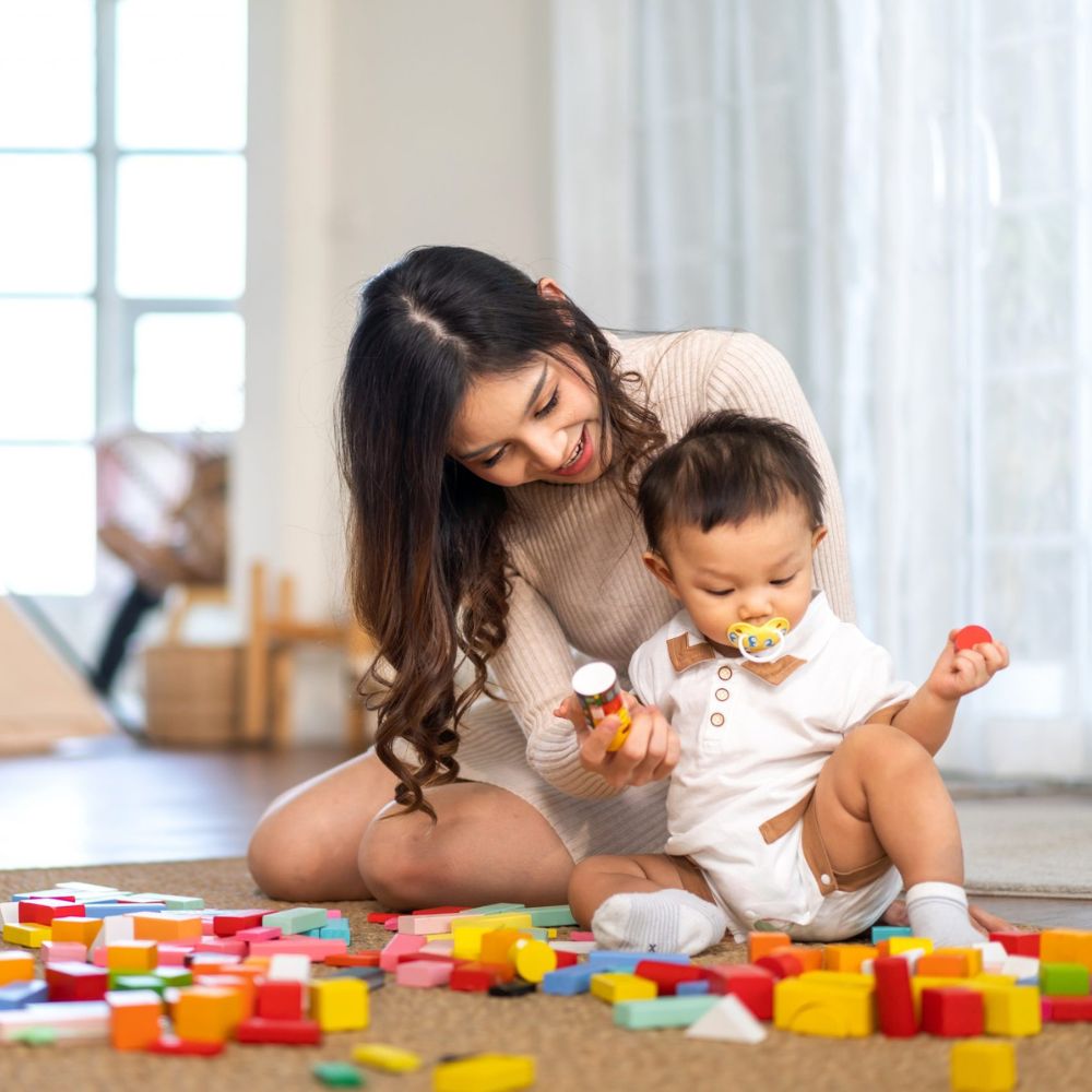 đồ chơi phát triển trí tuệ cho trẻ 1 tuổi