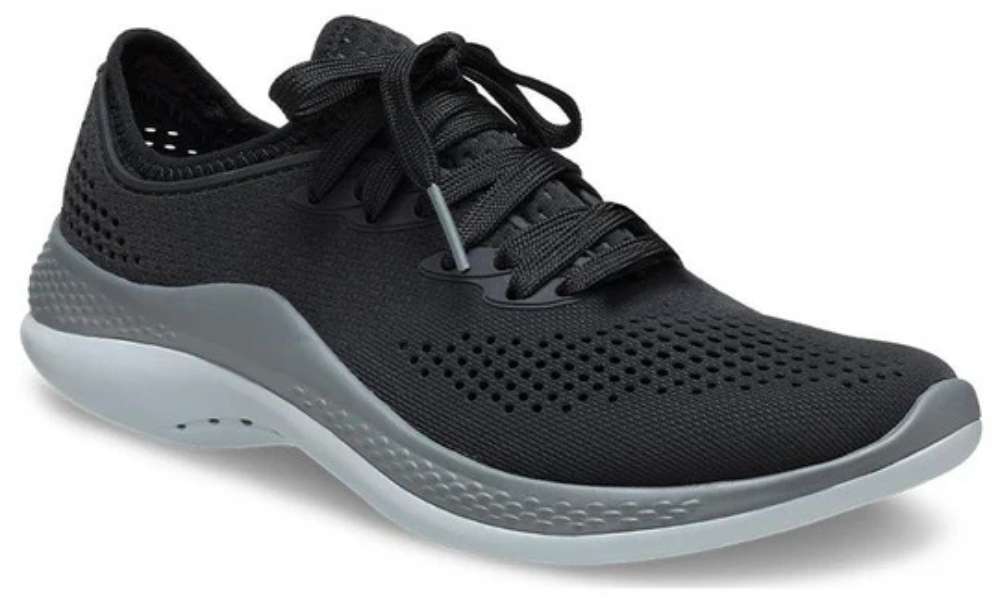 Crocs Pacer Literide 360 - 206705-0DD sở hữu gam màu đen thanh lịch
