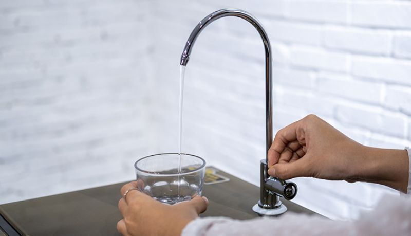 M&aacute;y lọc nước thiết bị kh&ocirc;ng thể thiếu cho mọi gia đ&igrave;nh hiện đại