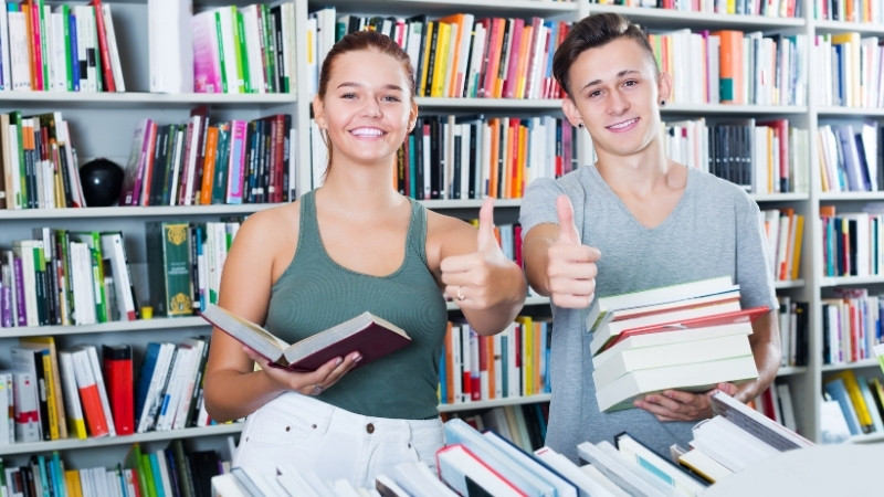 X&aacute;c định r&otilde; mục ti&ecirc;u đọc, chọn s&aacute;ch uy t&iacute;n, nội dung ph&ugrave; hợp tr&igrave;nh độ để học kinh tế vi m&ocirc; hiệu quả