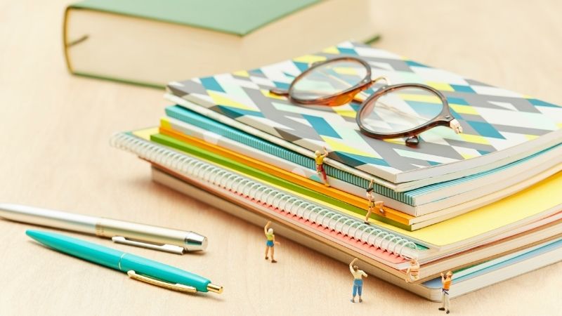 Văn ph&ograve;ng phẩm tại Tiki với đầy đủ dụng cụ, b&uacute;t viết, tập vở, sổ tay, balo học sinh