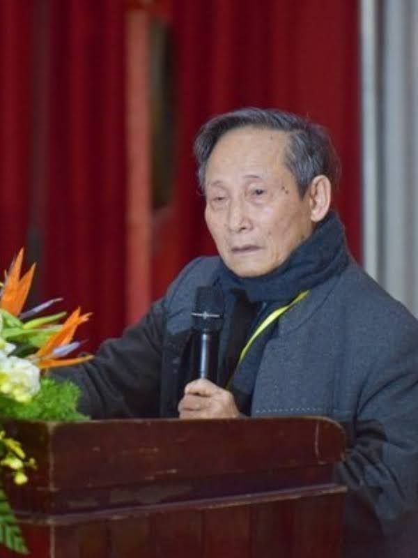 Giáo sư Lê Mạnh Thát