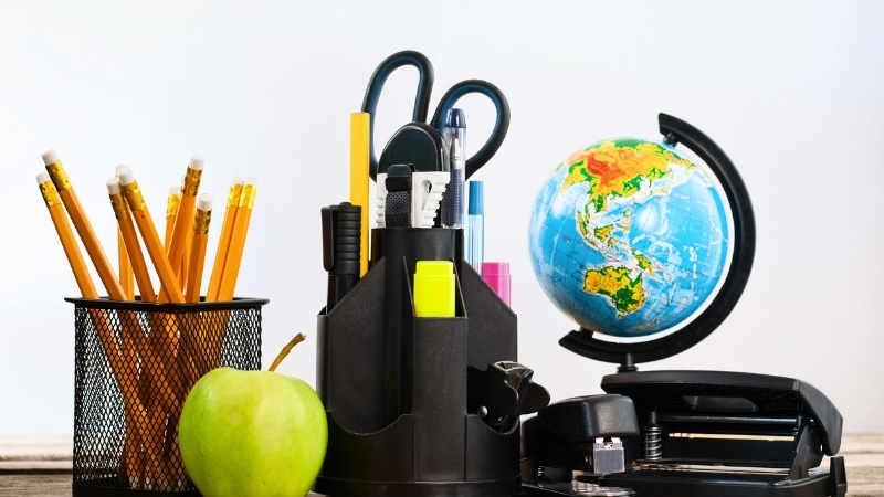 Sắp xếp dụng cụ văn phòng khoa học giúp nâng cao hiệu suất làm việc mỗi ngày