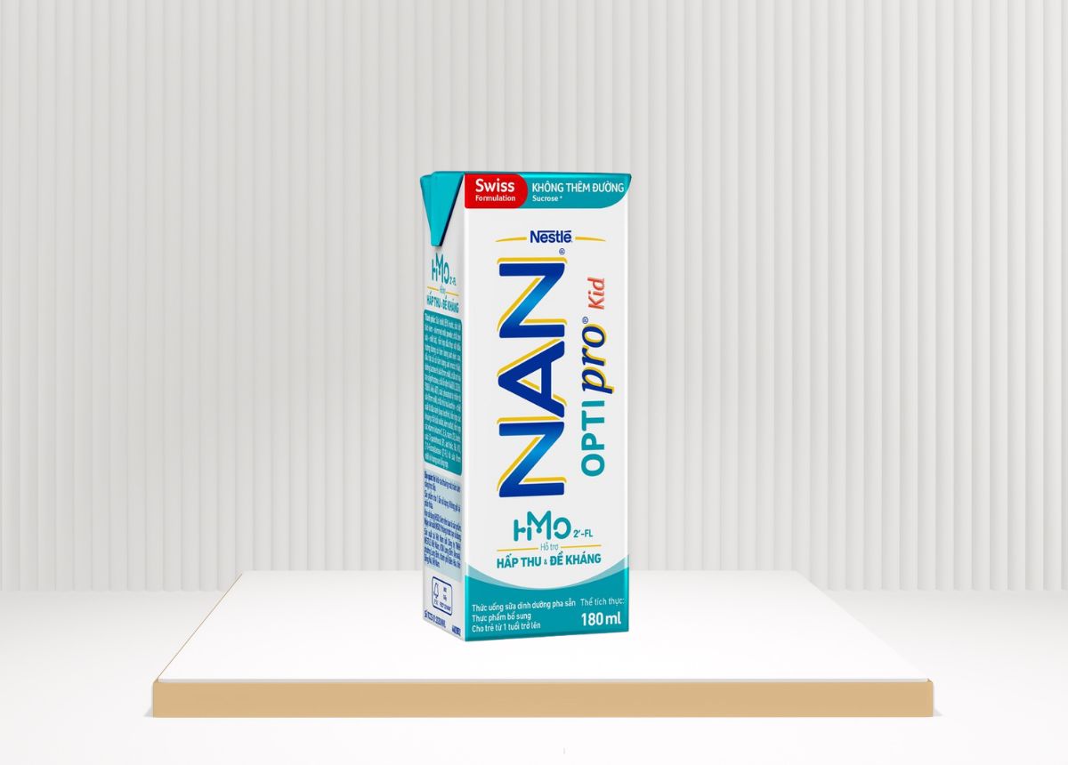 Sữa bột pha sẵn Nestlé NAN Optipro Kid 