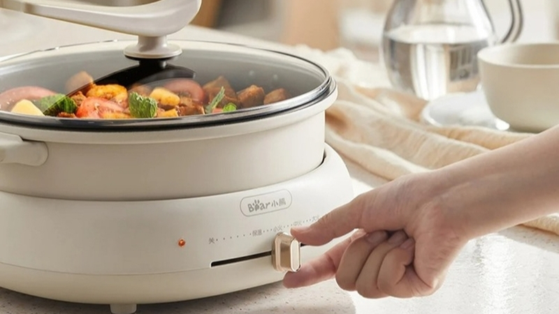 Tiki cung cấp nhiều mẫu m&atilde; nồi lẩu điện đ&aacute;p ứng mọi nhu cầu từ c&aacute; nh&acirc;n đến gia đ&igrave;nh