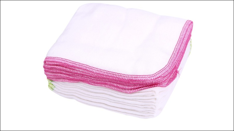 Khăn sữa cho bé chất liệu cotton thoáng khí, thấm hút nhanh, dịu nhẹ khi lau mặt và lau sữa
