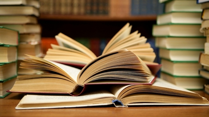 Khai mở tư duy v&agrave; kh&aacute;m ph&aacute; tầng s&acirc;u &yacute; nghĩa của văn chương qua những c&ocirc;ng tr&igrave;nh nghi&ecirc;n cứu gi&aacute; trị