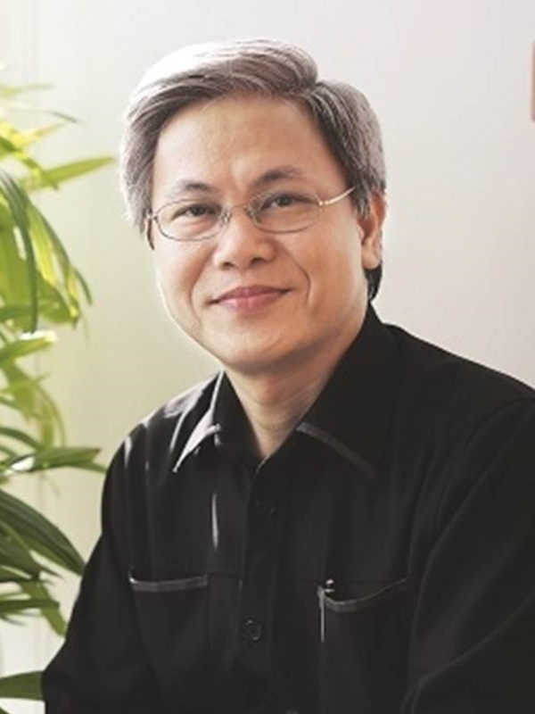 T&aacute;c giả Giản Tư Trung