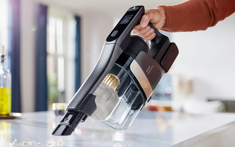 Máy hút bụi cầm tay giải pháp làm sạch nhanh chống cho mọi gia đình