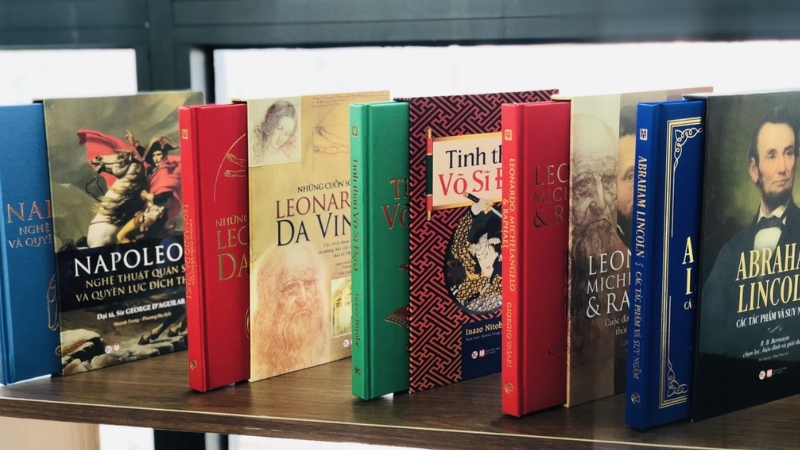 S&aacute;ch Danh Nh&acirc;n l&agrave; nguồn động lực cho tư duy, sự nghiệp v&agrave; cuộc sống