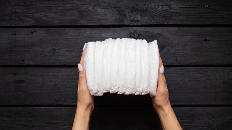 Ti&ecirc;u ch&iacute; chọn miếng l&oacute;t người lớn thấm h&uacute;t tốt tho&aacute;ng kh&iacute; chống tr&agrave;o v&agrave; an to&agrave;n