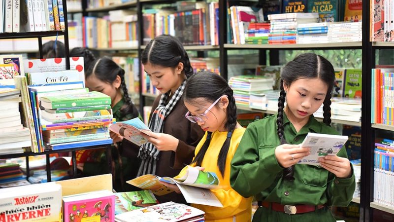 C&aacute;ch lựa chọn S&aacute;ch Phong Tục - Tập Qu&aacute;n Việt Nam ph&ugrave; hợp