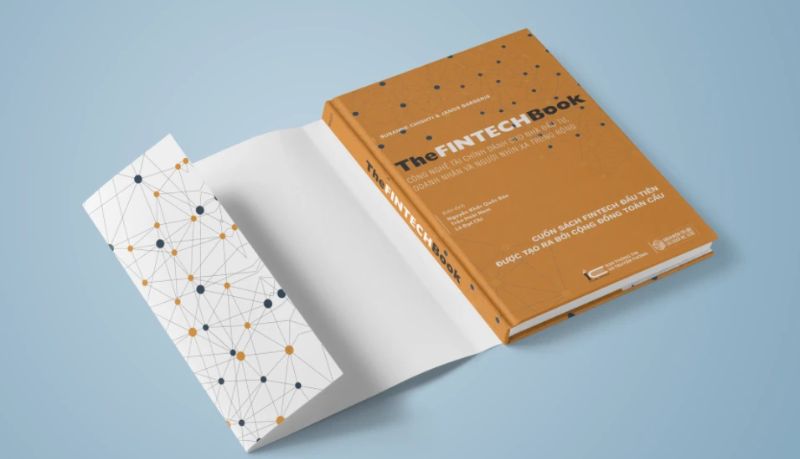 S&aacute;ch đầu tư mang đến nền m&oacute;ng kiến thức về chứng kho&aacute;n, bất động sản bền vững