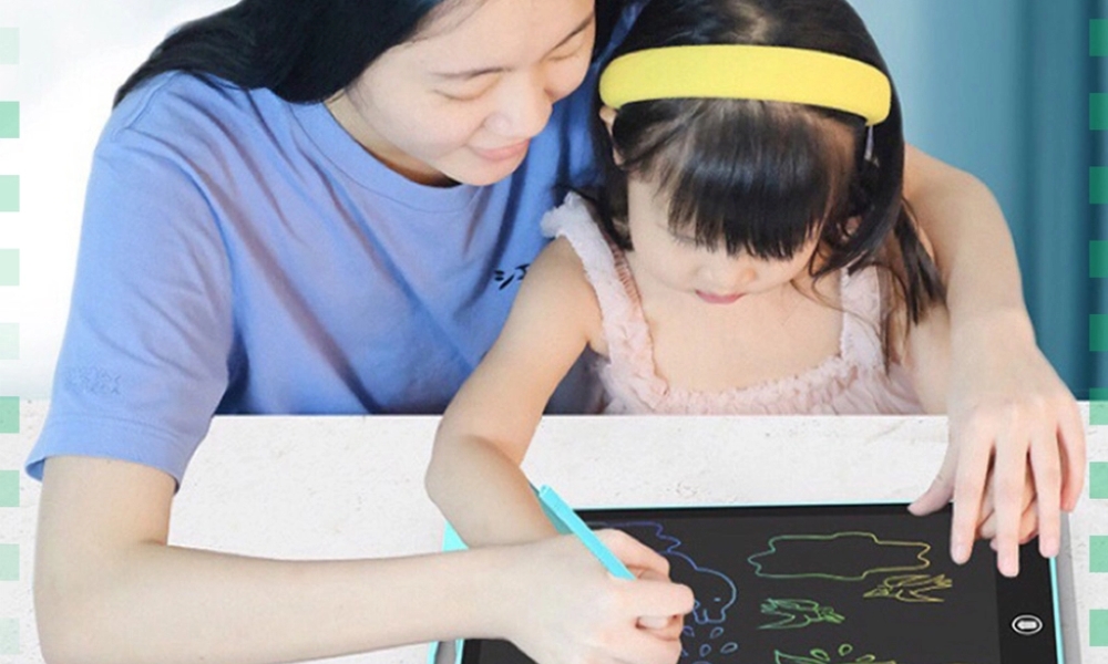 Bảng vẽ kích thích sáng tạo ở bé