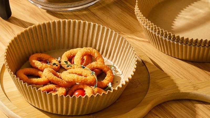 Giấy nến - giấy chống d&iacute;nh chịu nhiệt tốt, an to&agrave;n khi sử dụng trong l&ograve; nướng