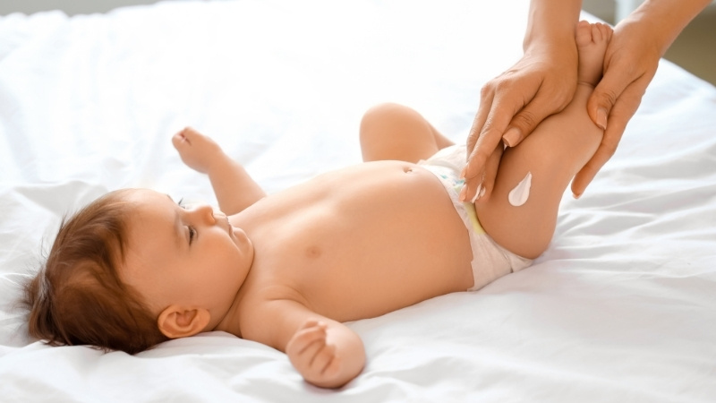 Chọn kem chống hăm theo nhu cầu như ph&ograve;ng ngừa h&agrave;ng ng&agrave;y, đặc trị hăm t&atilde; hoặc d&ograve;ng organic dịu nh