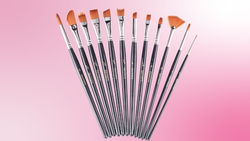 Cọ vẽ cho n&eacute;t m&agrave;u mềm mại gi&uacute;p thể hiện chi tiết một c&aacute;ch sinh động.