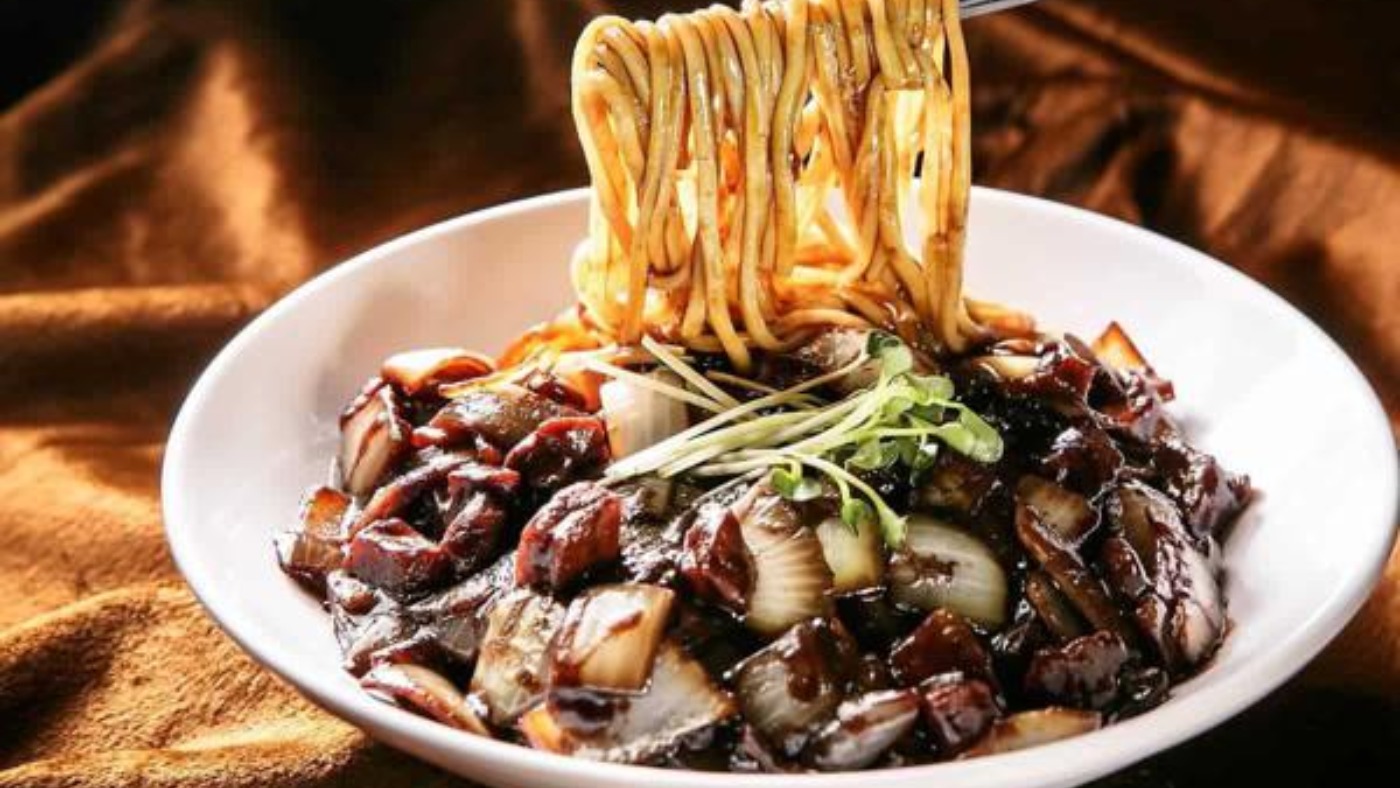 Tương Đen &ndash; Gia vị đậm đ&agrave; gi&uacute;p m&oacute;n ăn th&ecirc;m tr&ograve;n vị