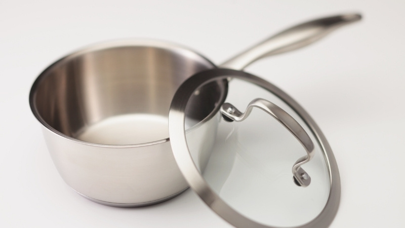 Qu&aacute;nh nấu bột từ inox 304, hợp kim chống d&iacute;nh hay sứ cao cấp gi&uacute;p nấu nhanh v&agrave; an to&agrave;n