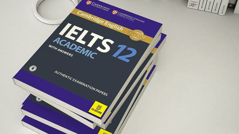 Sách ELTs hỗ trợ luyện tập tiếng Anh mỗi ngày một cách hiệu quả.