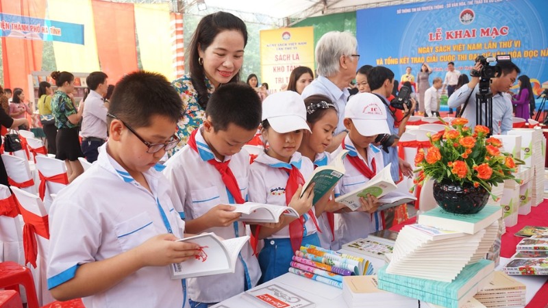 C&aacute;ch lựa chọn Truyện Ngắn - Tản Văn - Tạp Văn Việt Nam ph&ugrave; hợp