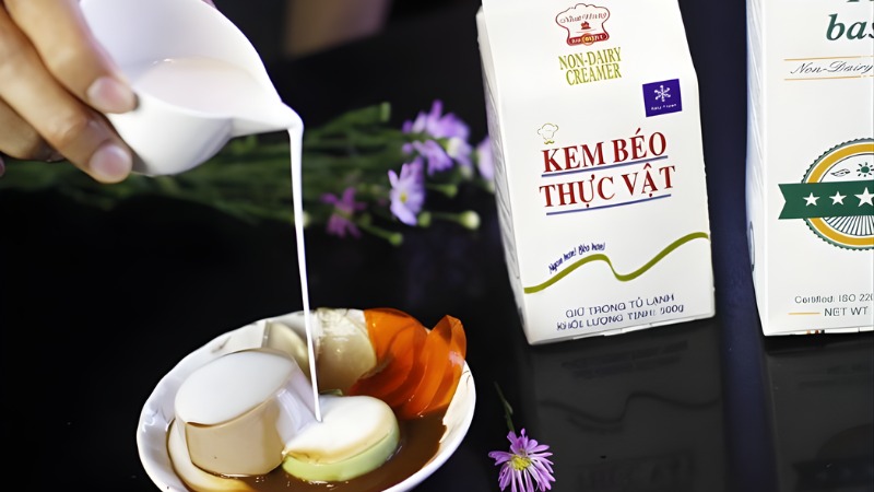 Nh&oacute;m Kem b&eacute;o l&agrave; nguy&ecirc;n liệu kh&ocirc;ng thể thiếu cho c&aacute;c m&oacute;n &Acirc;u