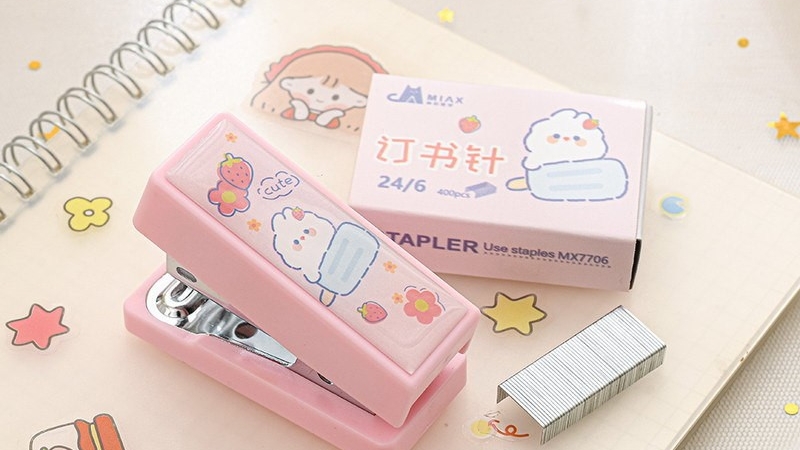 Đồ bấm có thiết kế chắc tay giúp thao tác dễ dàng