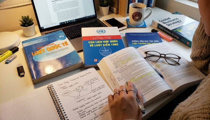 S&aacute;ch luật quốc tế phục vụ nhu cầu nghi&ecirc;n cứu v&agrave; học tập 