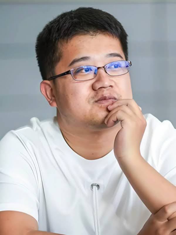 Tác giả Mã Bá Dung