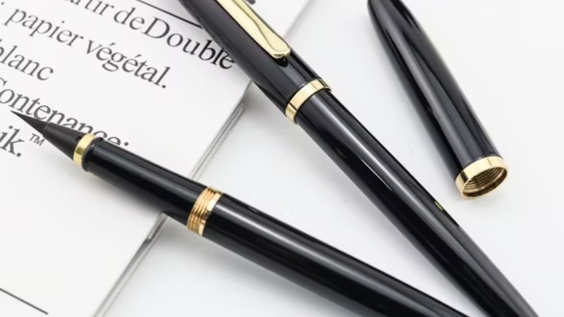 B&uacute;t l&ocirc;ng mềm ph&ugrave; hợp cho học sinh, sinh vi&ecirc;n v&agrave; người y&ecirc;u th&iacute;ch hội họa