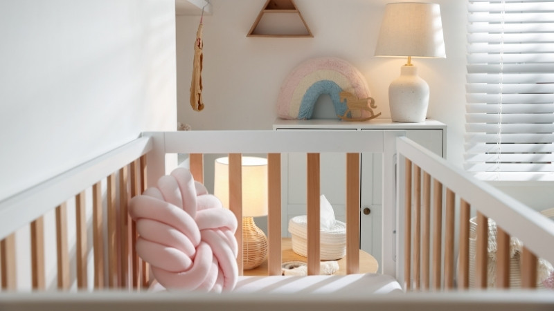 Chọn đồ ph&ograve;ng ngủ cho b&eacute; cần chất liệu an to&agrave;n, thiết kế chuẩn, k&iacute;ch thước ph&ugrave; hợp v&agrave; thương hiệu uy t&iacute;n